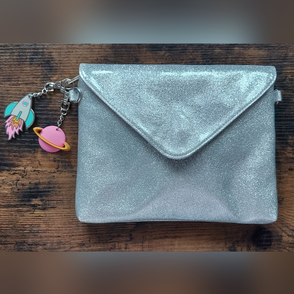 Studio DIY Silver Glitter Clutch